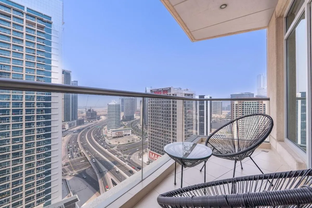 Apartment Elegant 2-Bedroom With Balcony At Burj Views In Downtown Dubai
