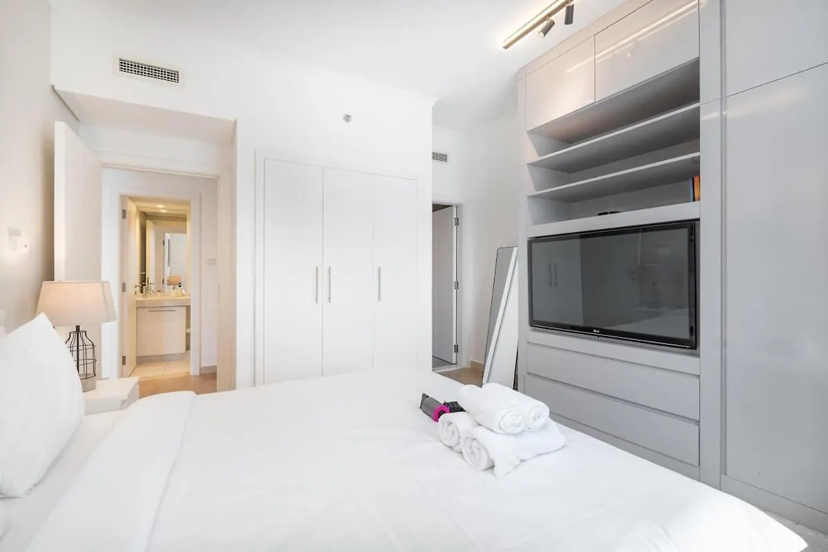 Elegant 2-Bedroom With Balcony At Burj Views In Downtown Dubai 0*,  United Arab Emirates