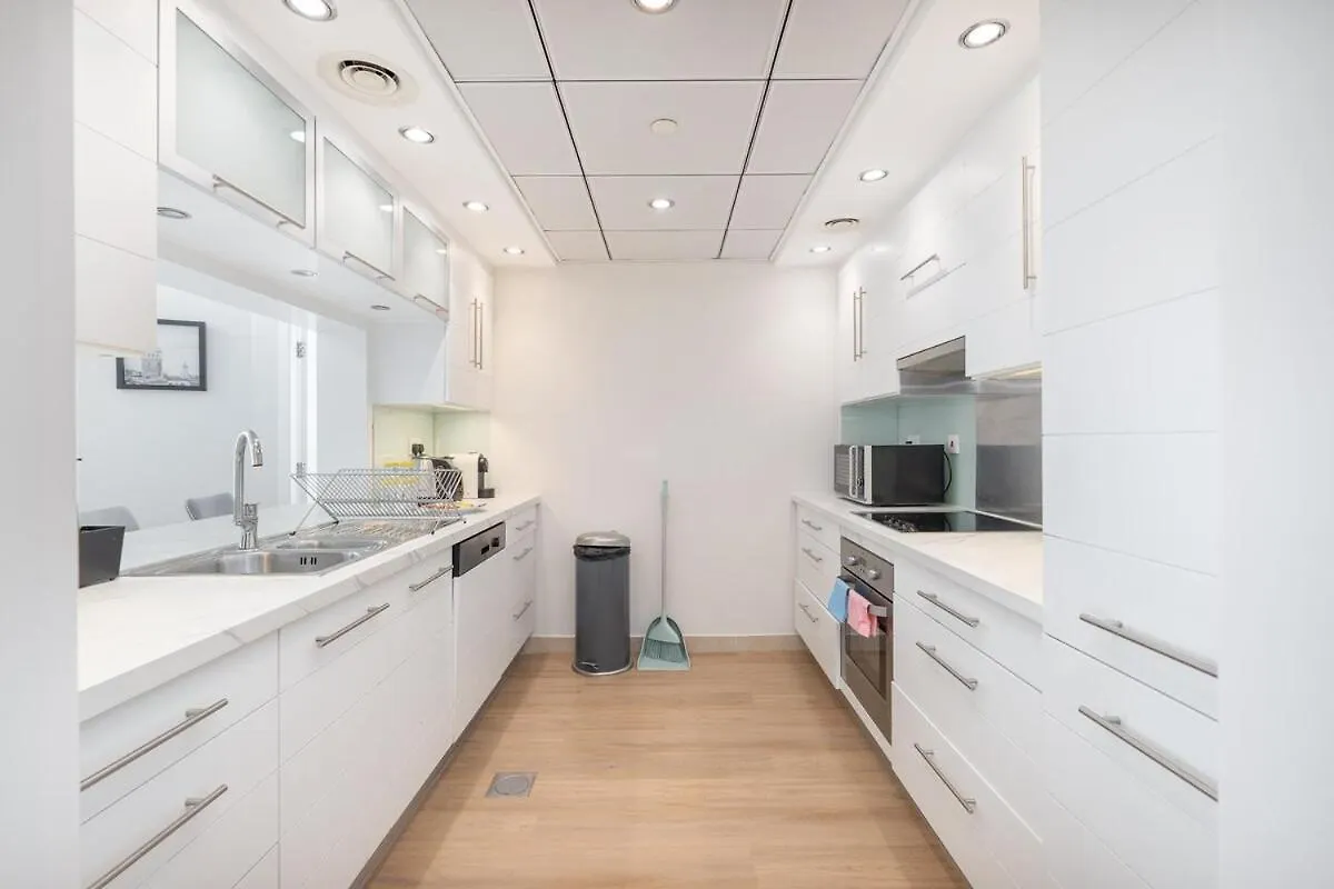 Elegant 2-Bedroom With Balcony At Burj Views In Downtown Dubai