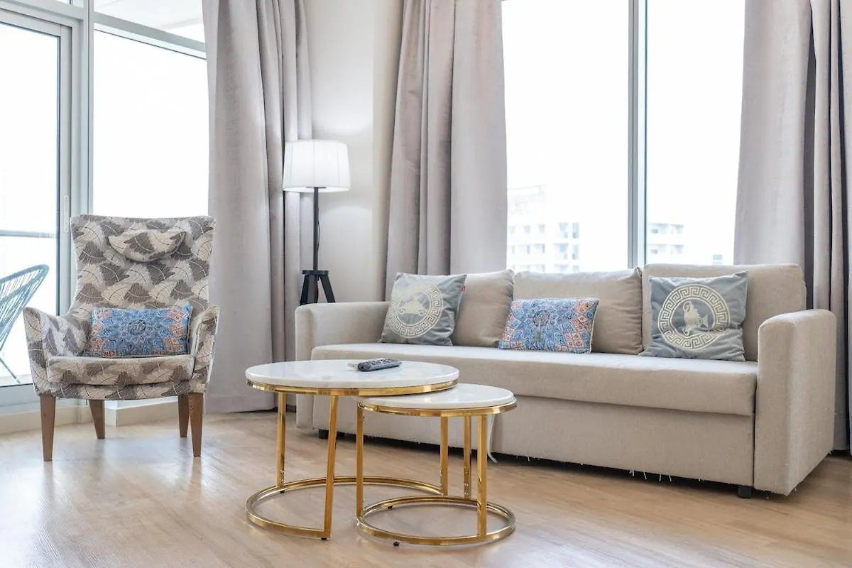 Apartment Elegant 2-Bedroom With Balcony At Burj Views In Downtown Dubai