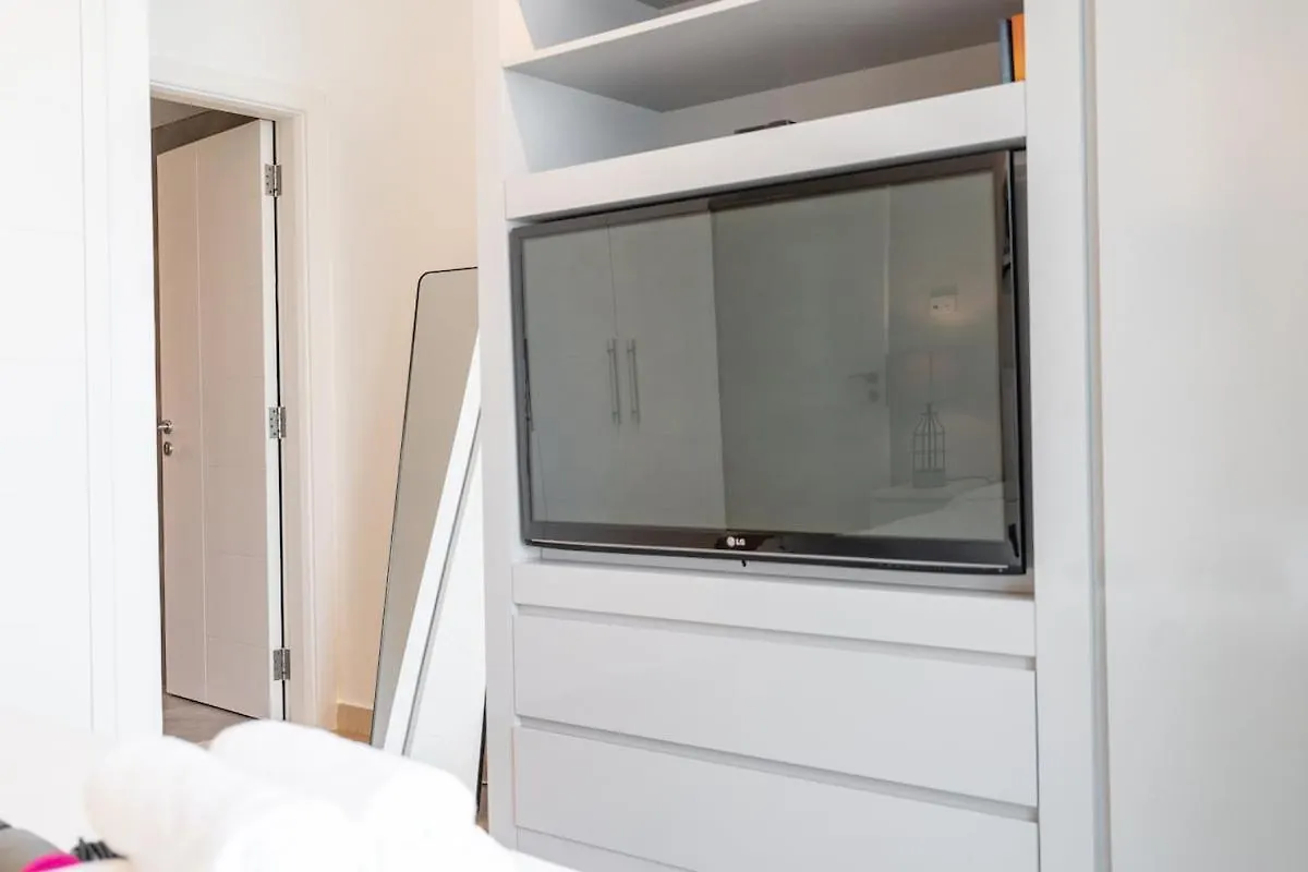 Apartment Elegant 2-Bedroom With Balcony At Burj Views In Downtown Dubai United Arab Emirates